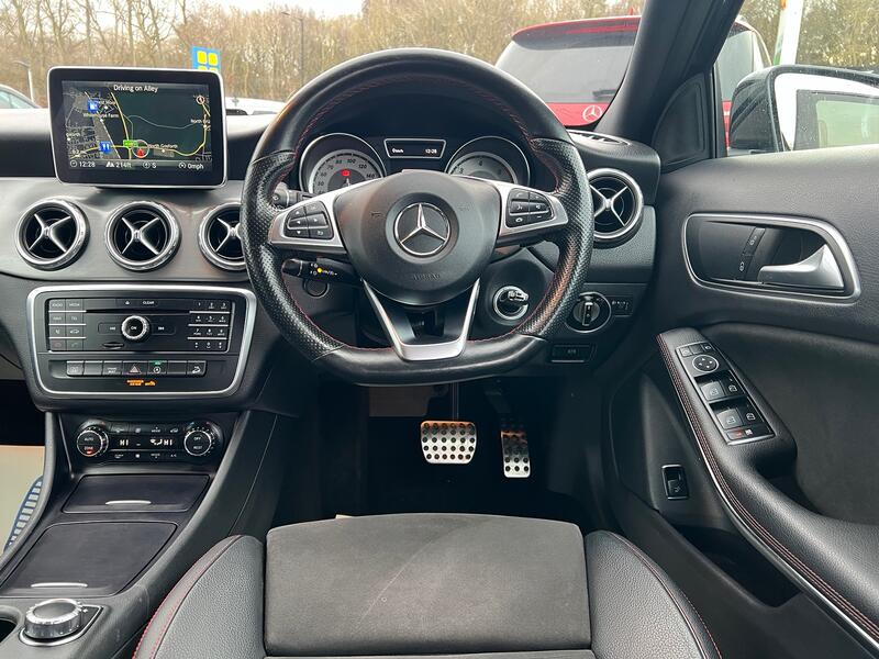 MERCEDES-BENZ GLA CLASS