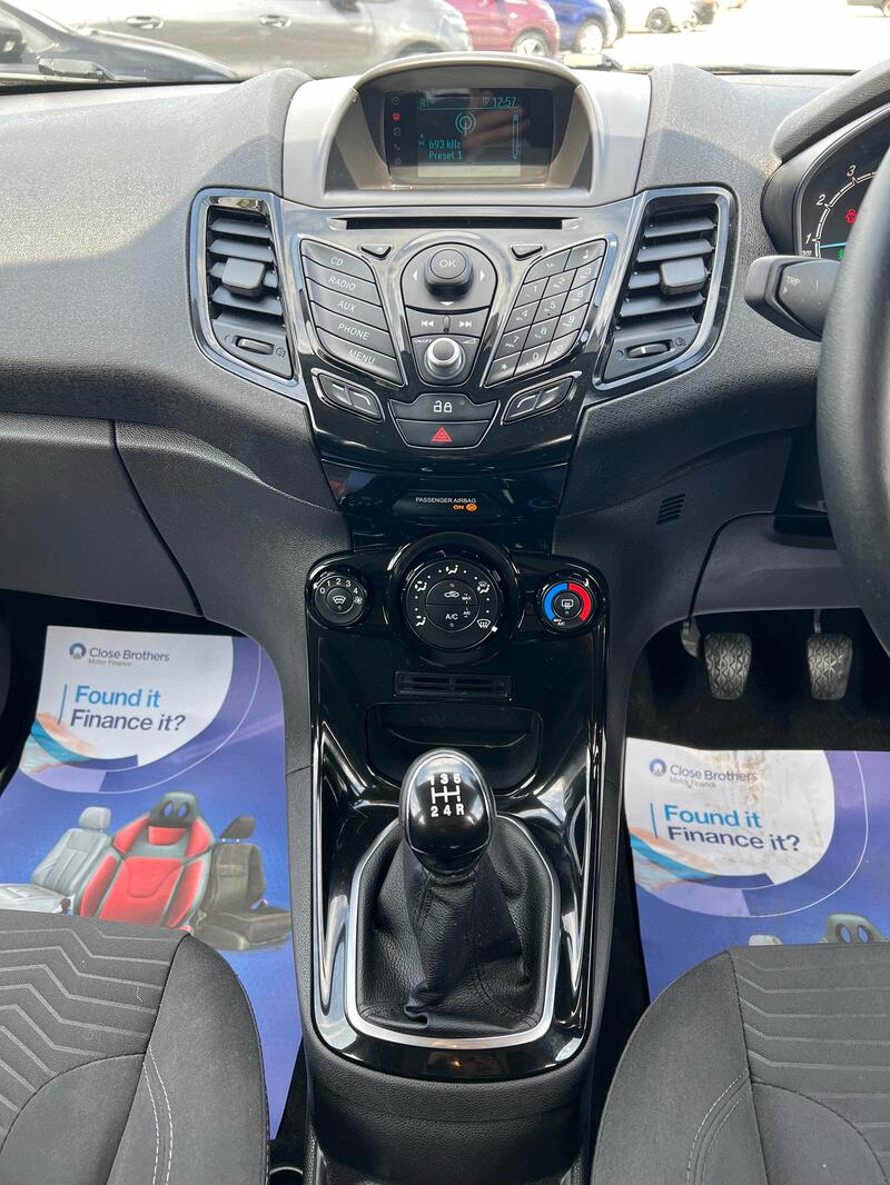 FORD FIESTA