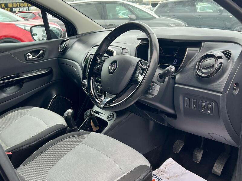 RENAULT CAPTUR