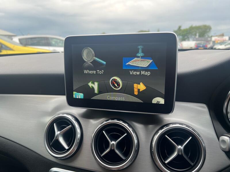 MERCEDES-BENZ GLA CLASS