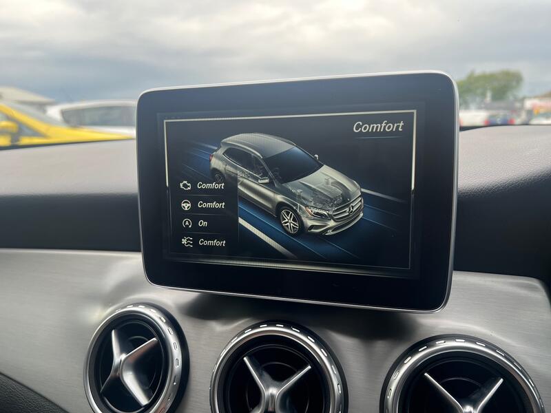 MERCEDES-BENZ GLA CLASS