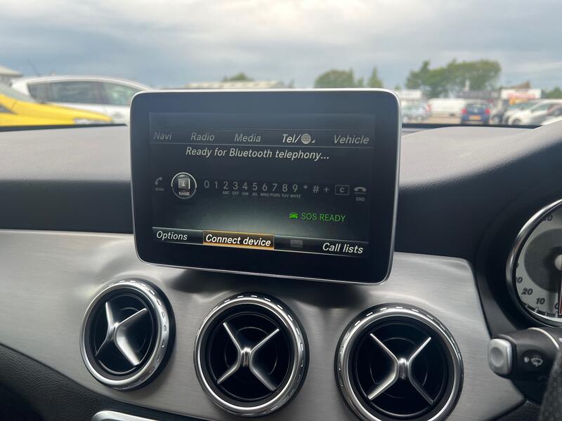 MERCEDES-BENZ GLA CLASS
