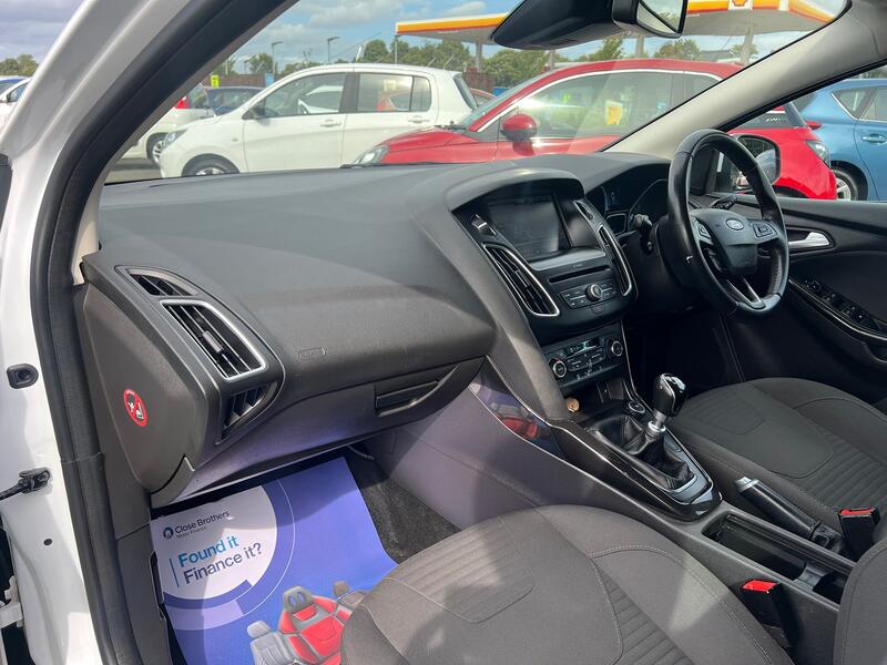 FORD FOCUS