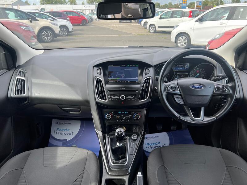 FORD FOCUS