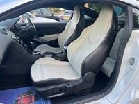 PEUGEOT RCZ