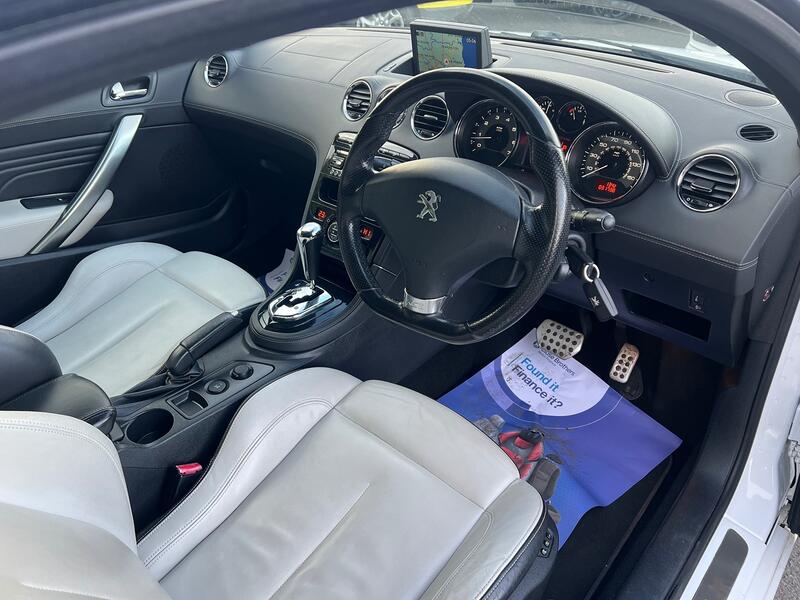 PEUGEOT RCZ