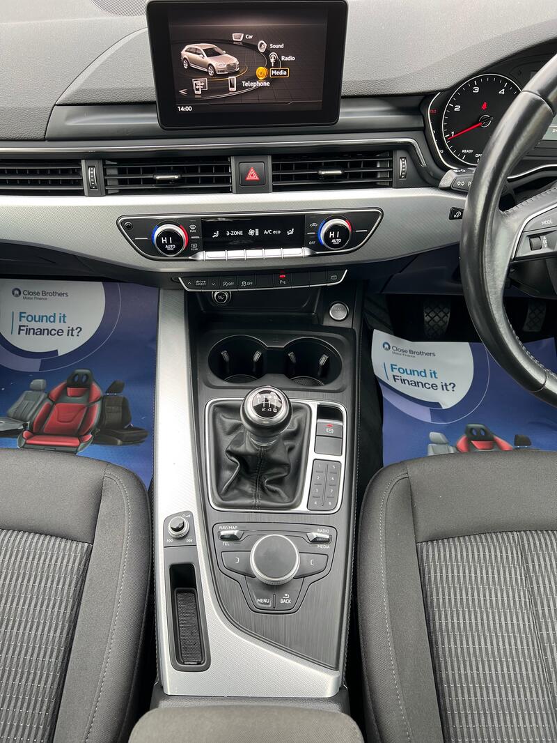 AUDI A4 AVANT
