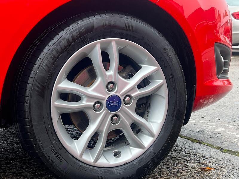 FORD FIESTA