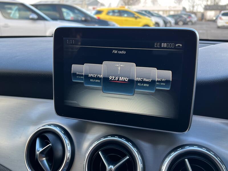 MERCEDES-BENZ GLA CLASS