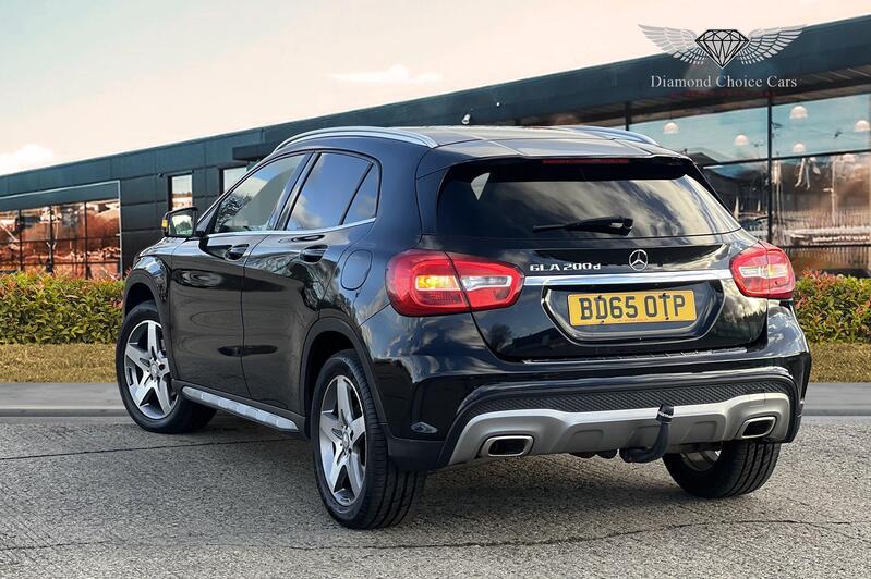 MERCEDES-BENZ GLA CLASS