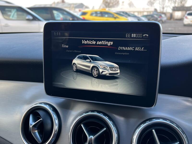 MERCEDES-BENZ GLA CLASS