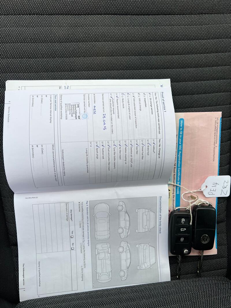 VOLKSWAGEN POLO