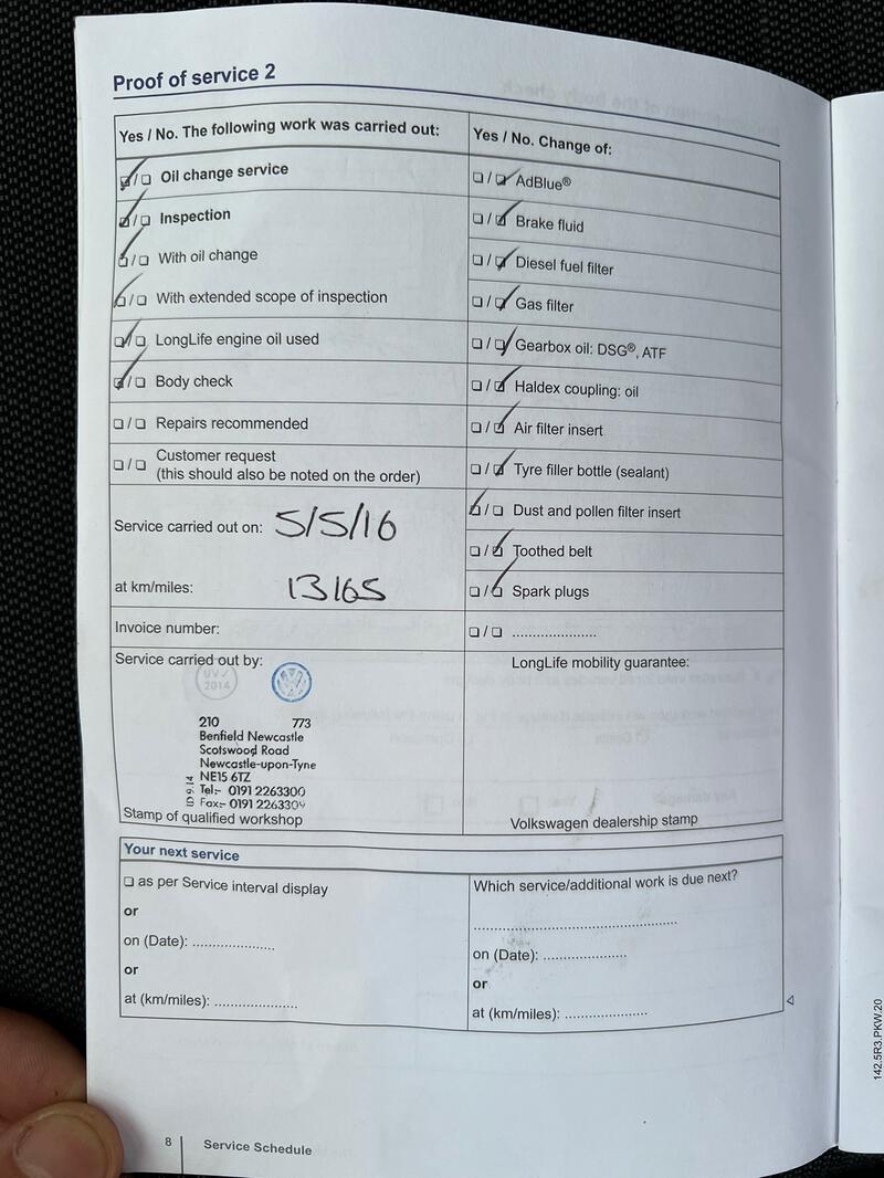 VOLKSWAGEN POLO