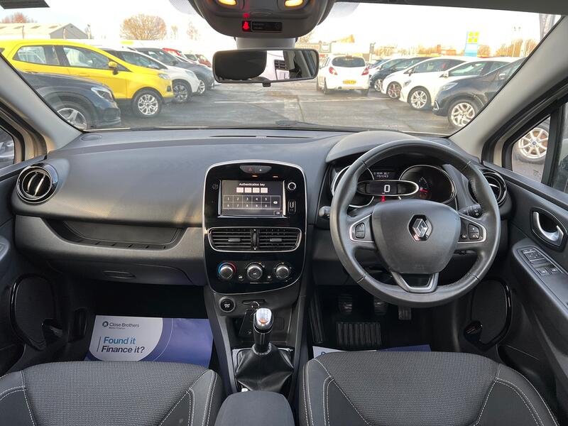 RENAULT CLIO
