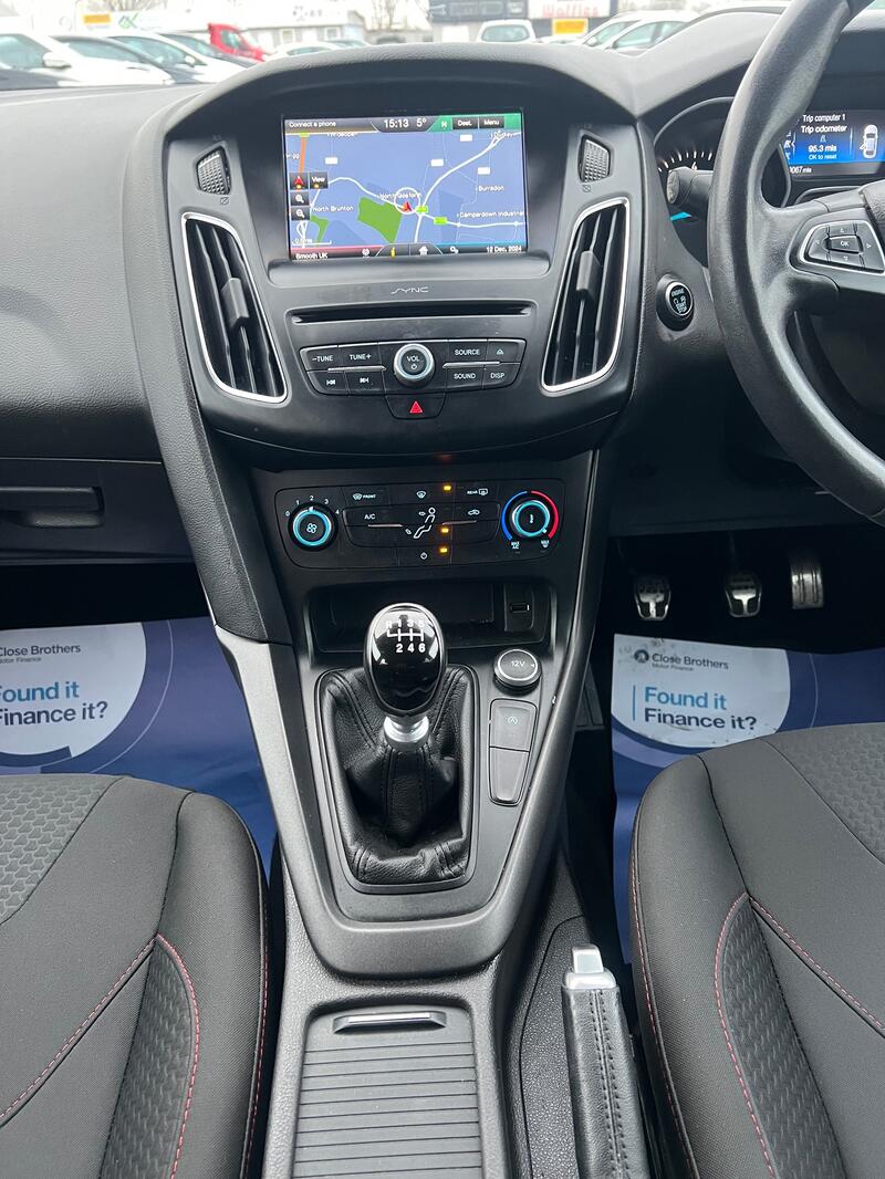 FORD FOCUS