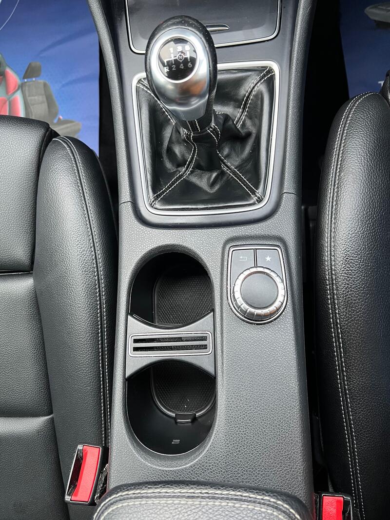 MERCEDES-BENZ GLA CLASS