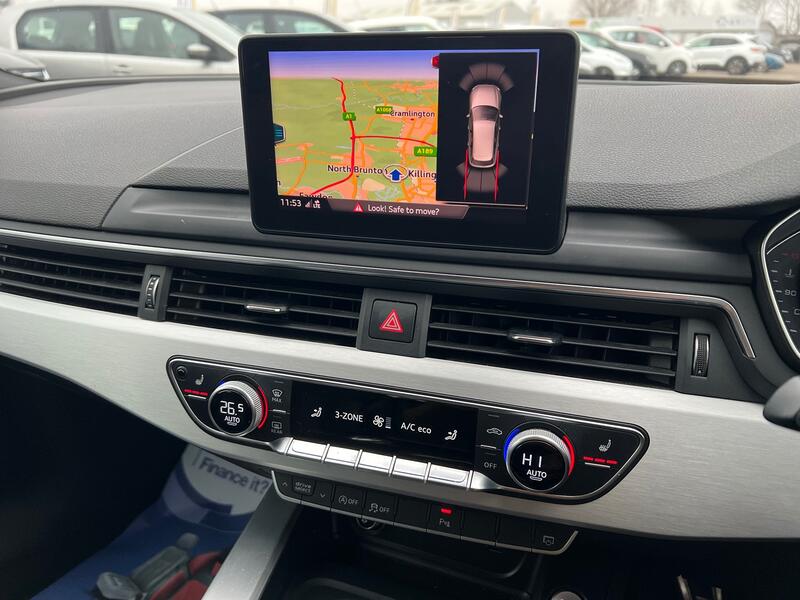 AUDI A4 AVANT