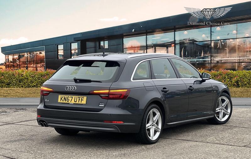 AUDI A4 AVANT