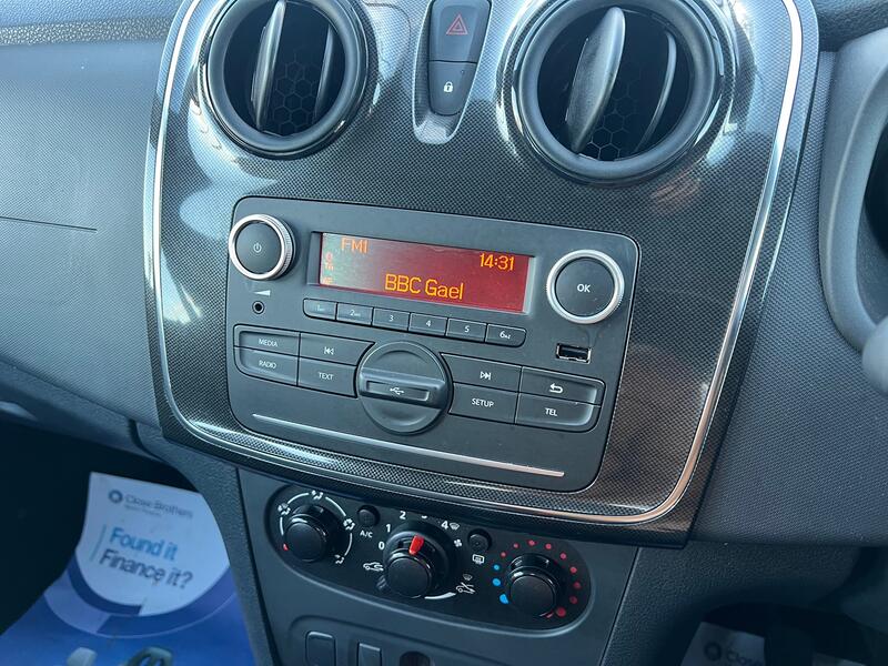 DACIA SANDERO