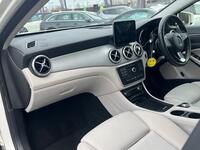 MERCEDES-BENZ GLA CLASS