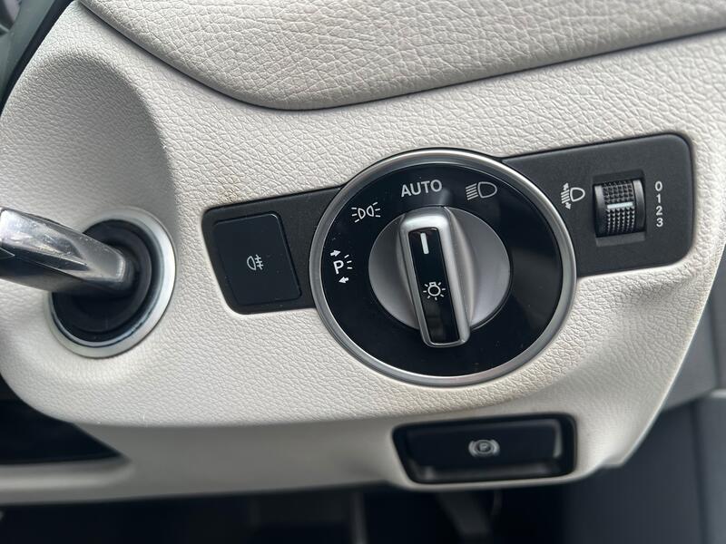 MERCEDES-BENZ GLA CLASS