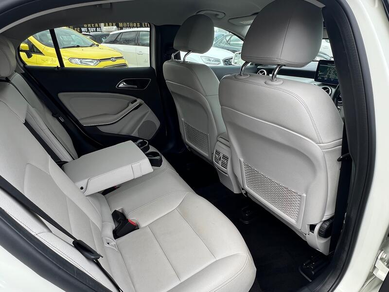 MERCEDES-BENZ GLA CLASS