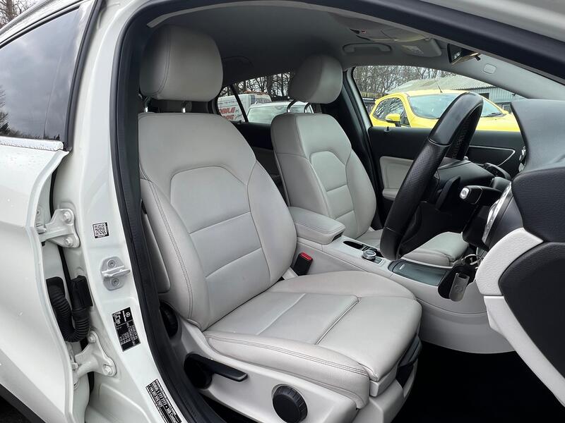 MERCEDES-BENZ GLA CLASS
