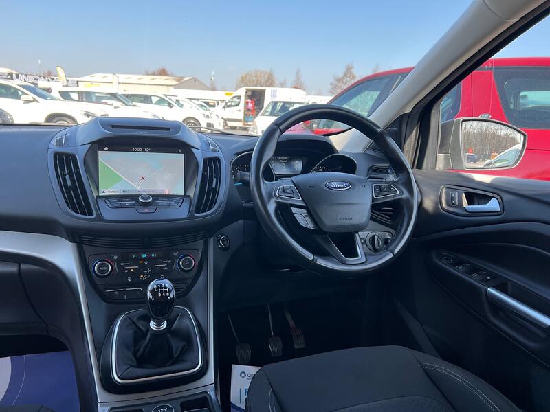 FORD KUGA
