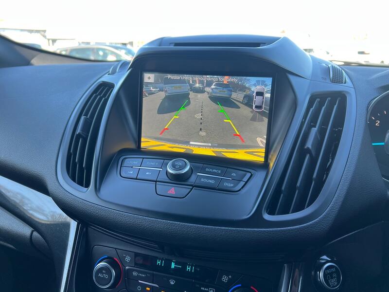 FORD KUGA