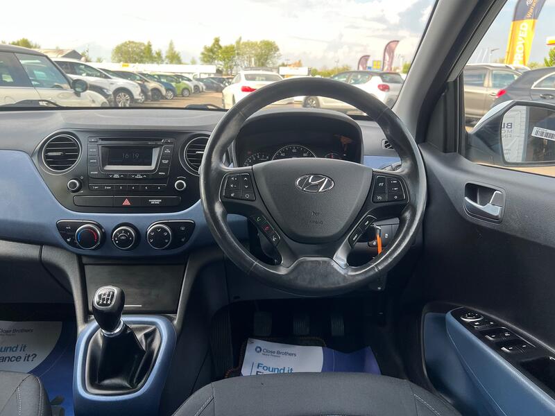 HYUNDAI I10