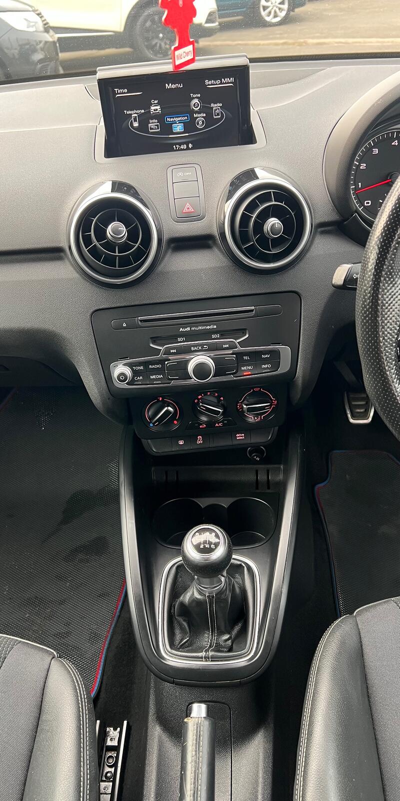 AUDI A1