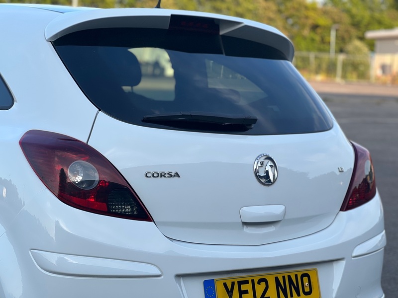 VAUXHALL CORSA