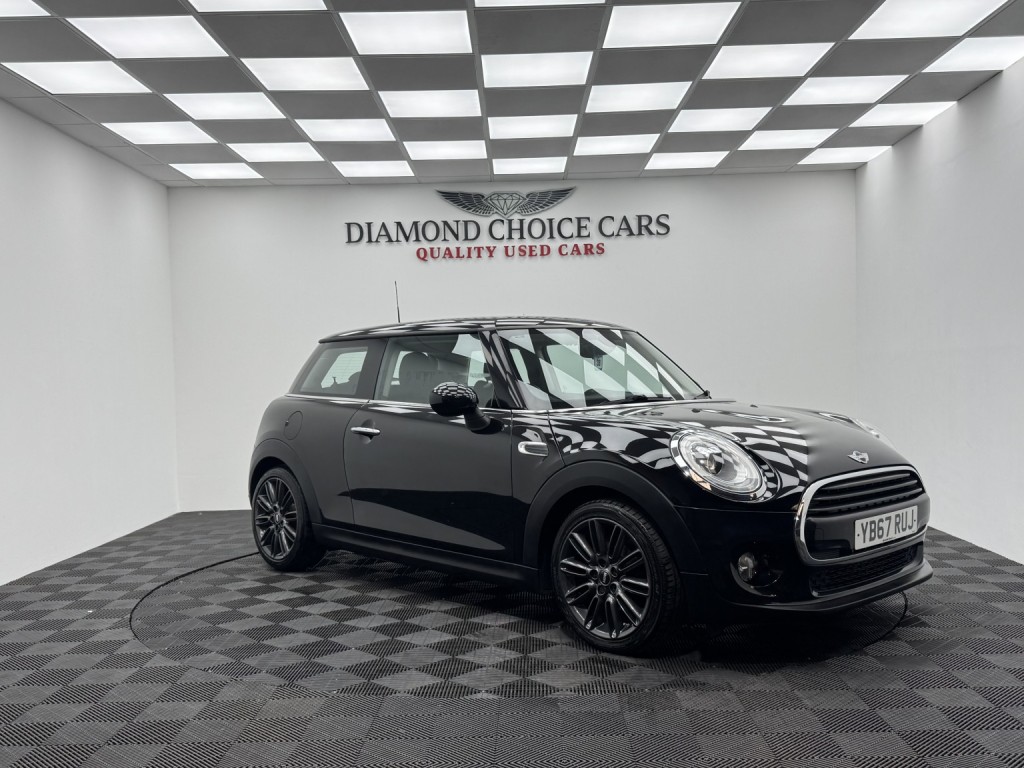 2017 MINI HATCH